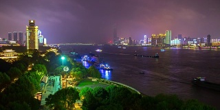 夜光武汉滨江大禹神华公园纪念碑全景4k时间流逝中国