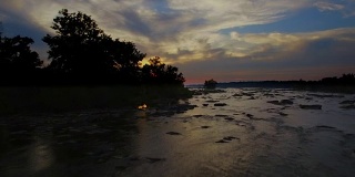 鸟瞰图波托马克河在日落黄昏在马里兰州