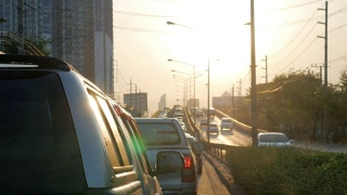 泰国曼谷的交通堵塞高峰时间是早上视频素材模板下载