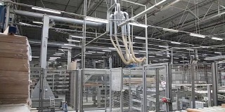 层压板生产的工业设备。