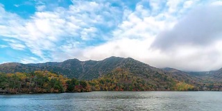 延时:日本枥木县日光湖上的由木湖