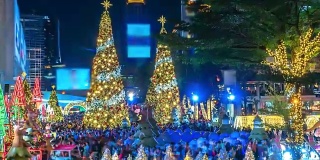 4K时间流逝圣诞树新年曼谷泰国