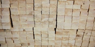 木材厂有木材库存和天然板材出口业务。