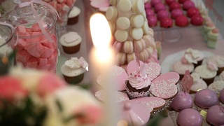 糖果棒婚礼，糖果自助餐，美味的糖果棒在婚礼上视频素材模板下载