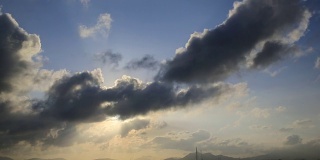 香港维多利亚港的移动云在晚上白天的时间景观