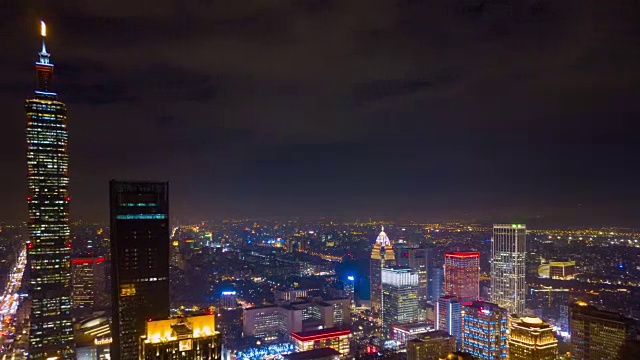 夜光照亮台北市景著名塔空中全景4k时间推移台湾