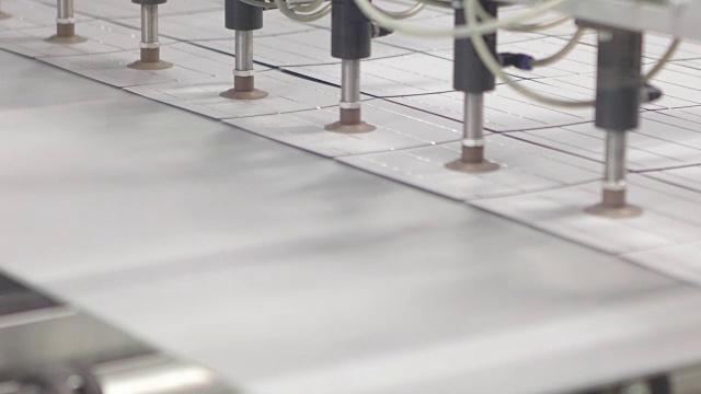 太阳能电池板生产线