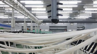纺织厂的纱线生产视频素材模板下载
