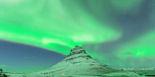 冰岛kirkjuis的北极光的时间间隔