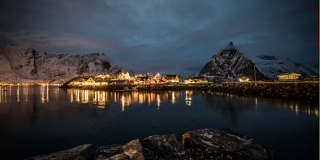 挪威罗浮敦群岛勒内渔村的时间圈拍摄-跟踪拍摄