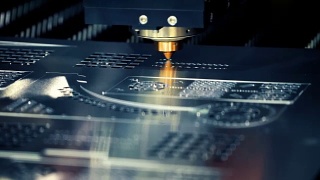 数控金属激光切割，现代工业技术。视频素材模板下载