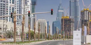 时光流逝的商业湾和迪拜市中心地区