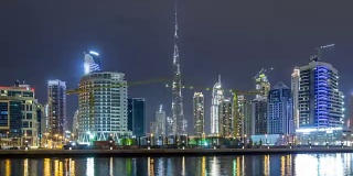 迪拜商业湾塔夜晚时光流逝的坍塌
