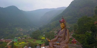 2017年10月16日，尼泊尔加德满都谷地，莲花生大士的佛像寺