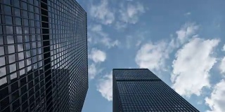 多伦多，加拿大，Hyperlapse - Hyperlapse视频展示了多伦多金融区的摩天大楼