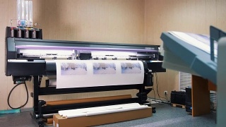 专业印刷机在实际生产杂志视频素材模板下载