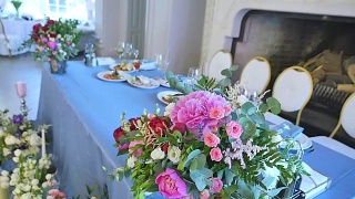 婚礼桌子装饰在蒂凡尼的颜色视频素材模板下载