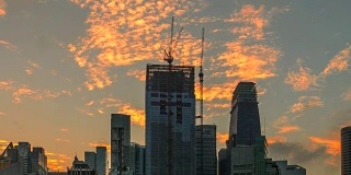 4k time - apse Movie Sunrise移动云与建筑工地，新加坡