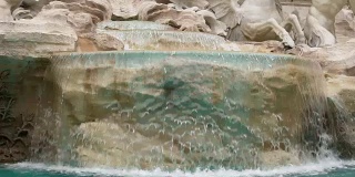 意大利罗马的许愿池。特写，静态镜头，慢动作