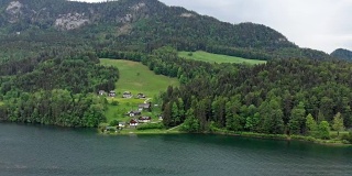 奥地利格伦德湖鸟瞰图