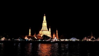 夜景Wat Arun Temple在泰国曼谷视频素材模板下载