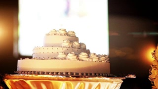 美丽的婚礼蛋糕。视频素材模板下载
