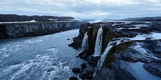冰岛强大的塞尔福斯瀑布