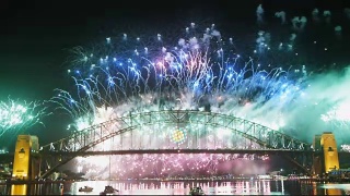 悉尼海港大桥上的新年焰火视频素材模板下载