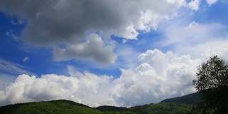 法国比利牛斯山积雨云的时间周期