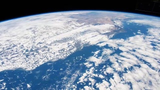 从国际空间站上看到的地球。从太空观察美丽的地球。美国宇航局延时从太空拍摄地球。这段视频由美国宇航局提供。视频素材模板下载