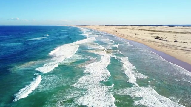 澳大利亚斯托克顿海滩上的沙丘