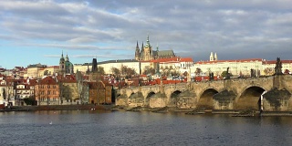 查理大桥-布拉格，捷克共和国