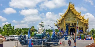 泰国清莱蓝色寺庙的时间流逝