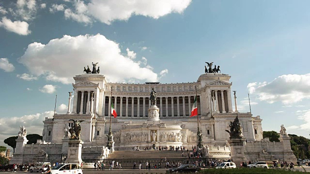罗马胜利的伊曼纽尔二世纪念碑的外景