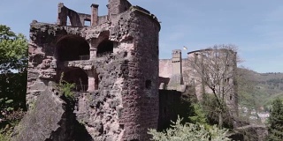 海德堡城堡，废墟之泉
