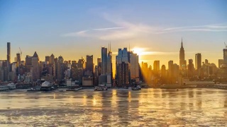 曼哈顿天际线的日出时间视频素材模板下载