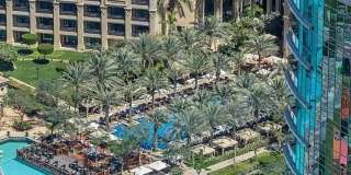 迪拜市中心游泳池空中延时