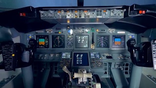 飞机仪表盘的视图。视频素材模板下载