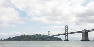 从Embarcadero市中心，美国加州，旧金山海湾大桥延时