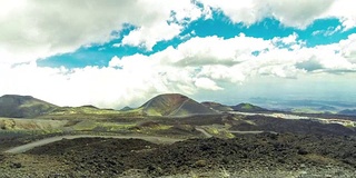 意大利西西里岛的埃特纳火山风景如画