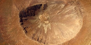 在富埃特文图拉火山口的盖里亚火山口鸟瞰图。