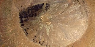 在富埃特文图拉火山口的盖里亚火山口鸟瞰图。