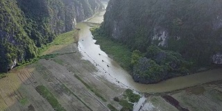 越南宁平河上的游船空中天线2