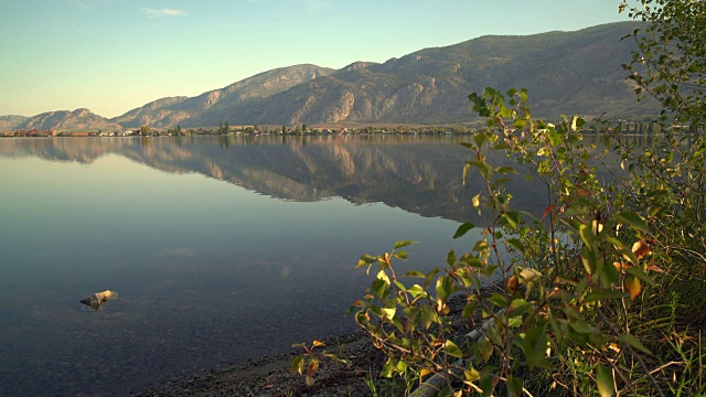 《Morning Reflection》，奥索尤斯湖摄影车拍摄了4K超高清