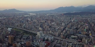 台湾日落时间台北市景交通街道高空中全景4k