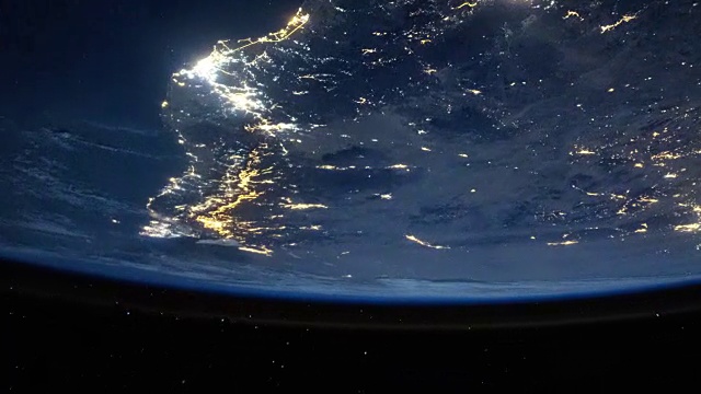 尼罗河、埃及、沙特阿拉伯和中东的部分地区，从国际空间站的夜间观察。图片由美国宇航局约翰逊航天中心地球科学和遥感单元提供。由Rebus_Prod处理。
