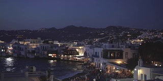 希腊米科诺斯岛上小威尼斯的夜景