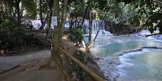 旷斯瀑布和老挝的池塘
