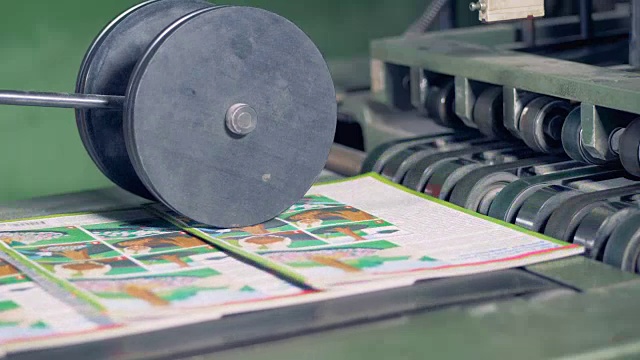 工厂的印刷设备，特写。
