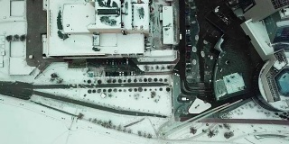 叶卡捷琳堡市，城市中心，叶卡捷琳堡，乌拉尔，俄罗斯。在冬天俯瞰摩天大楼的现代城市